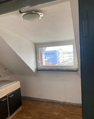 Investmentpaket mit Potenzial – 2 Gewerbeeinheiten, 1 Wohnung & 1 Dachausbaufläche