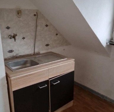 Investmentpaket mit Potenzial – 2 Gewerbeeinheiten, 1 Wohnung & 1 Dachausbaufläche