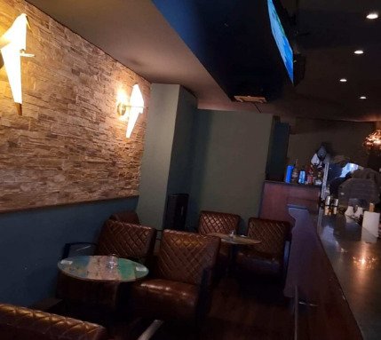 Investmentpaket mit Potenzial – 2 Gewerbeeinheiten, 1 Wohnung & 1 Dachausbaufläche