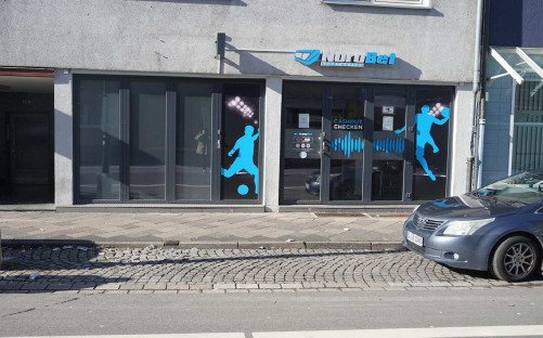 Investmentpaket mit Potenzial – 2 Gewerbeeinheiten, 1 Wohnung & 1 Dachausbaufläche