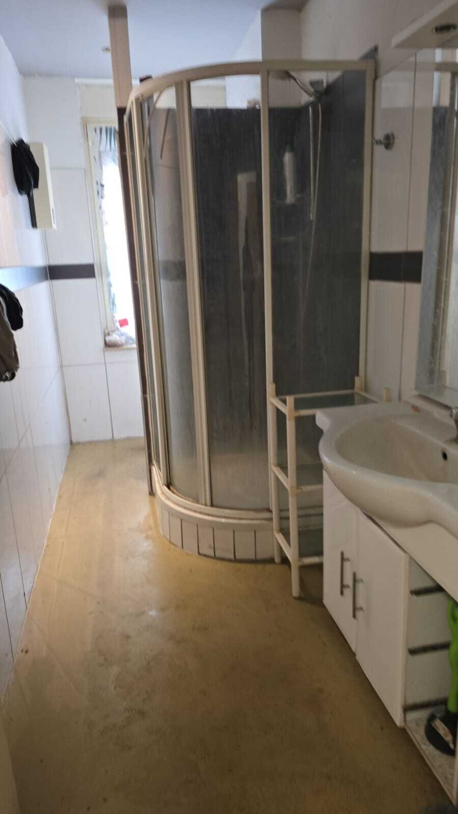 Monteurhaus mit 25 Zimmern und 2 Anbauwohnungen in Essen-Dellwig – Renditeobjekt mit stabile Mieteinnahmen