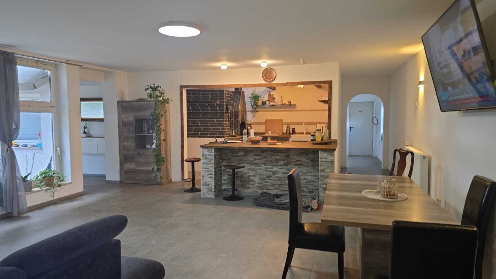 Monteurhaus mit 25 Zimmern und 2 Anbauwohnungen in Essen-Dellwig – Renditeobjekt mit stabile Mieteinnahmen