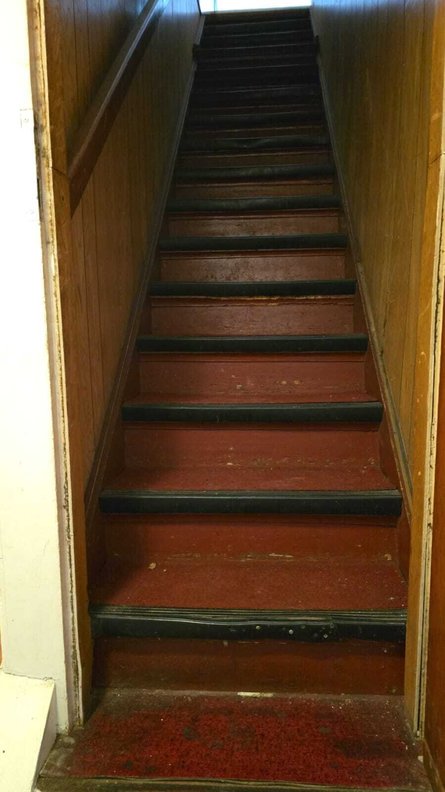 Monteurhaus mit 25 Zimmern und 2 Anbauwohnungen in Essen-Dellwig – Renditeobjekt mit stabile Mieteinnahmen