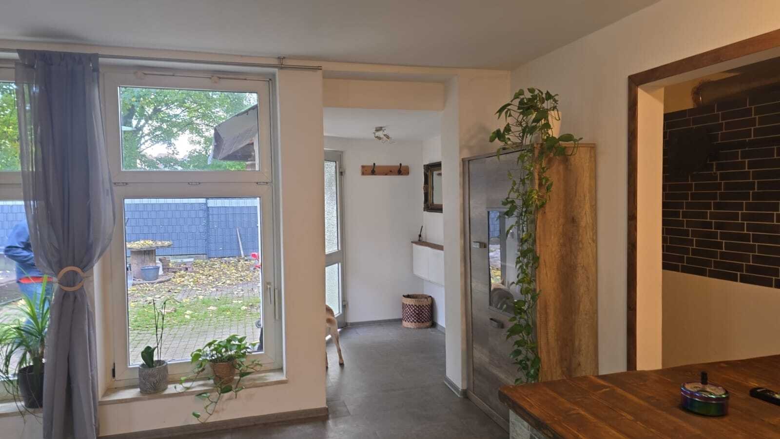 Monteurhaus mit 25 Zimmern und 2 Anbauwohnungen in Essen-Dellwig – Renditeobjekt mit stabile Mieteinnahmen